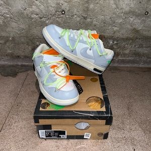 Nike Off white dunk low Lot 43